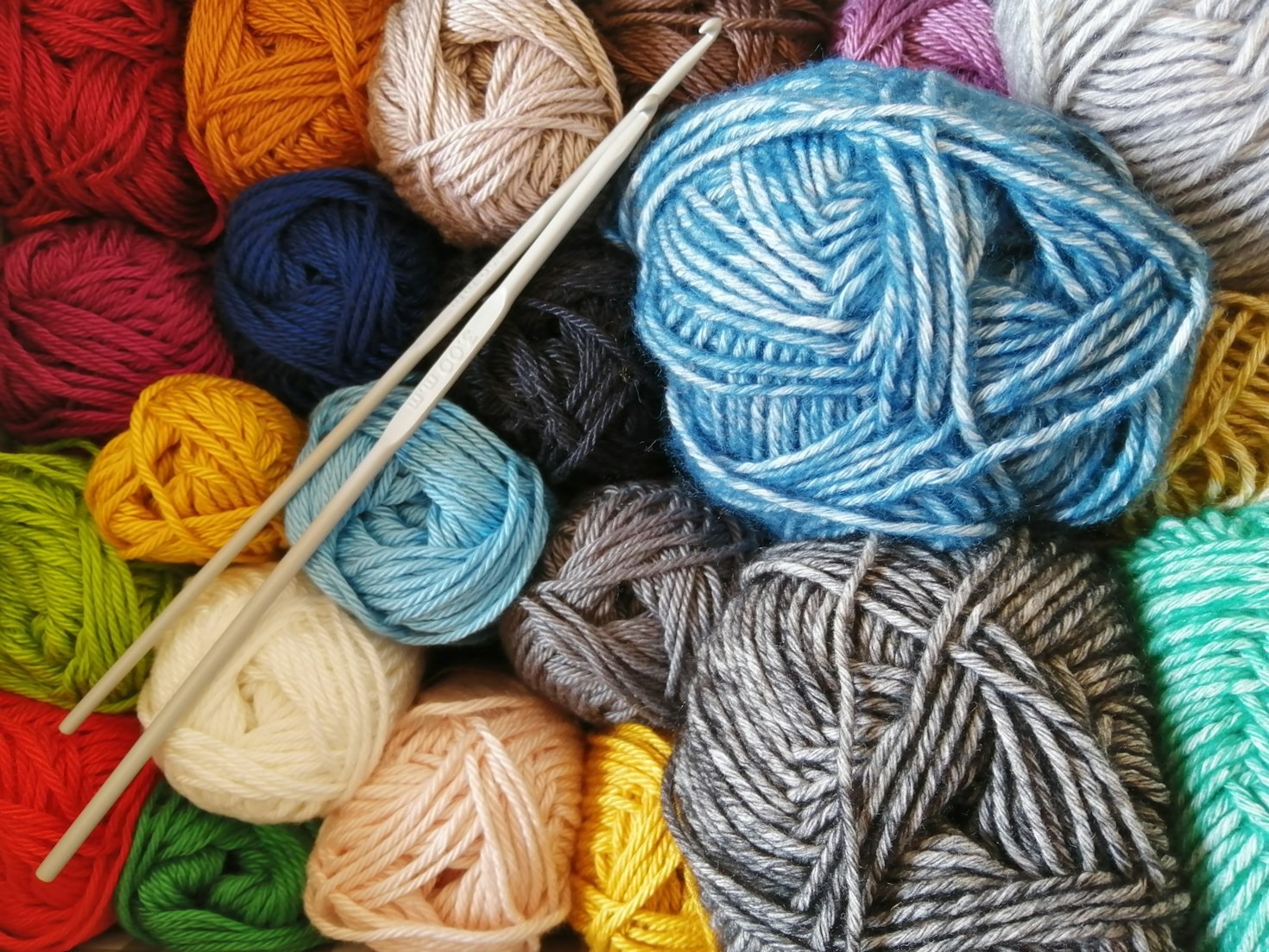 Knitting Patterns for Fall: Sweaters and More